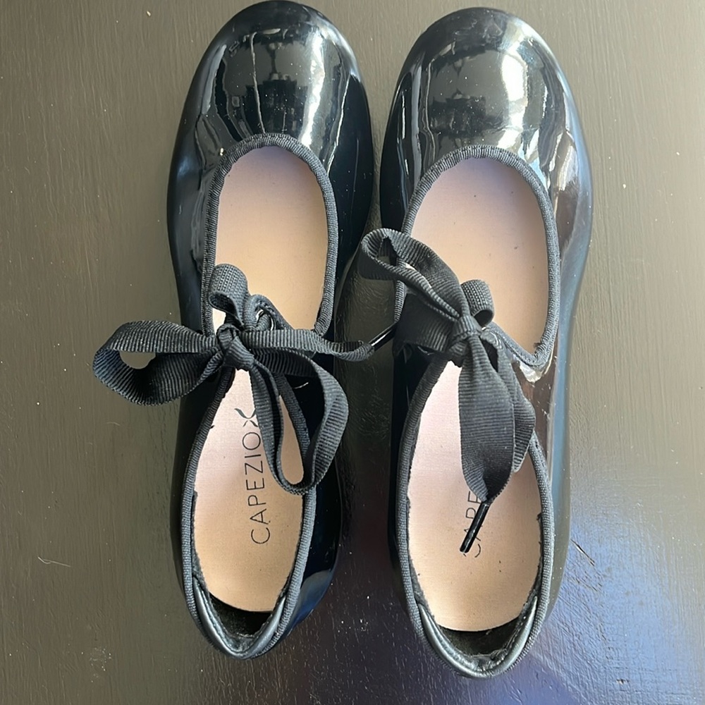 Girls Capezio Tap shoe